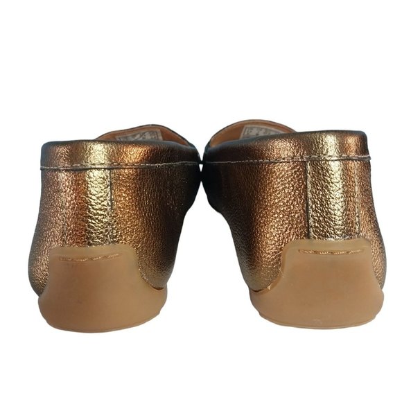 Clark's Artisan Doraville Nest Gold Leather Slip-On Loafers Shoes Women's Sz 7 W - Picture 5 of 9